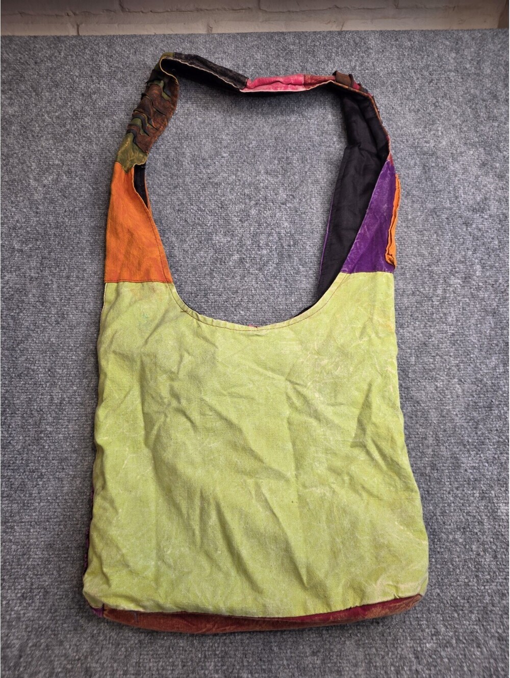 NWOT Boho Hippie Crossbody Hobo Bag Patchwork Peace Sign Slouchy Festival Sling - Picture 7 of 9